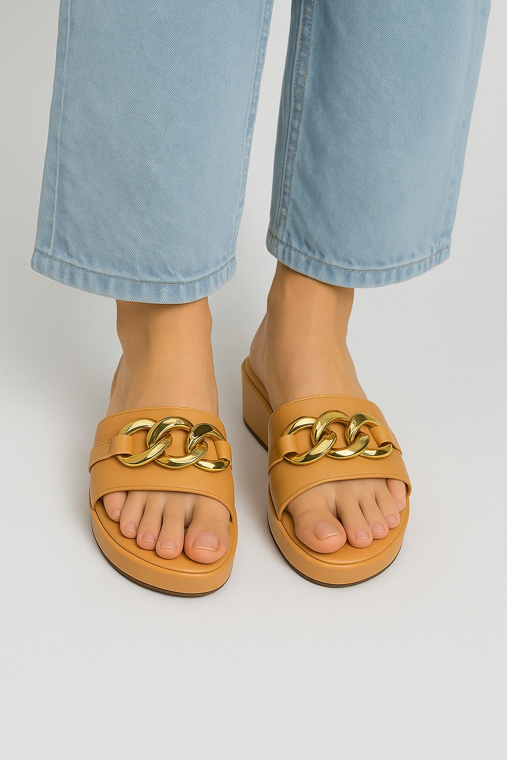 ChainGlow Wedge